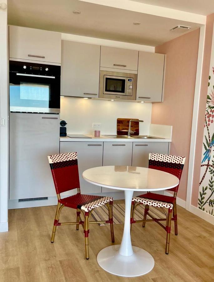 Large Studio Direct Access To The Beach بورنيشّيه المظهر الخارجي الصورة
